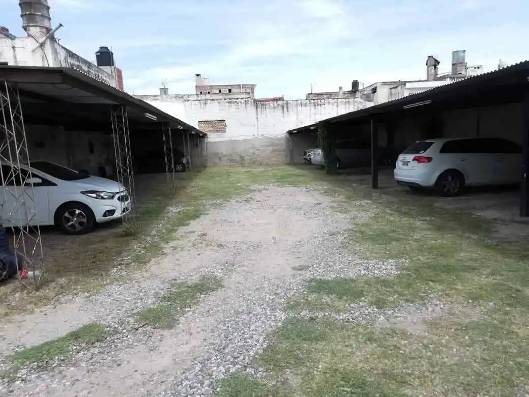 Alta cordoba cochera para 20 autos