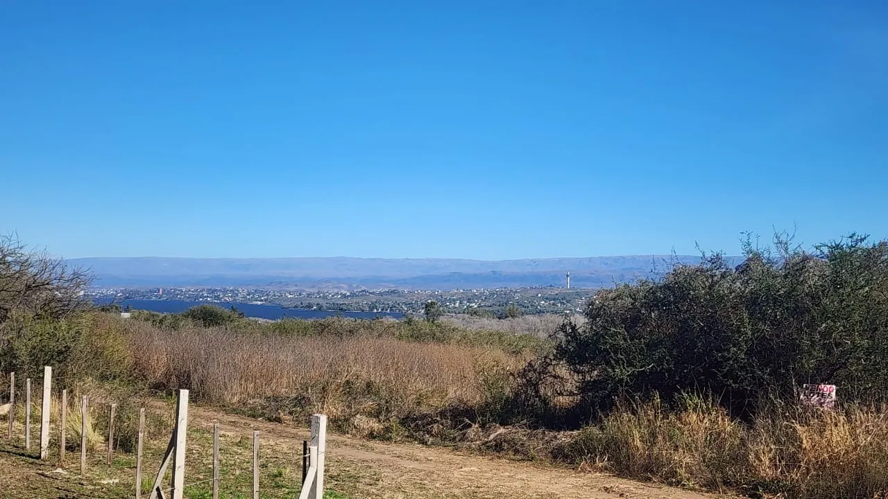Lotes a la venta en San Roque. (L433)