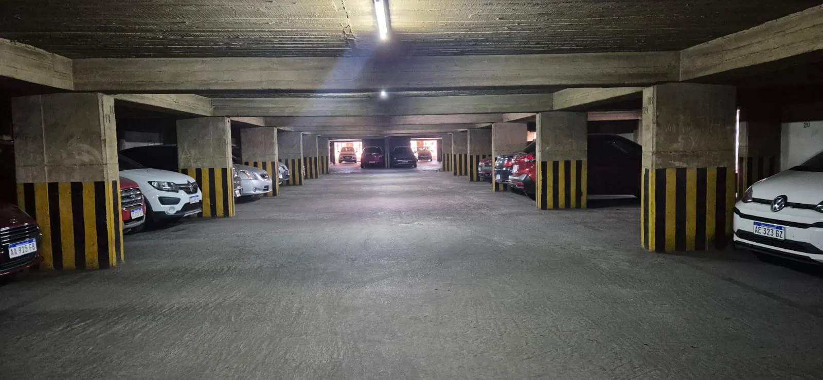 VENTA COCHERA EN PARKING CENTRO