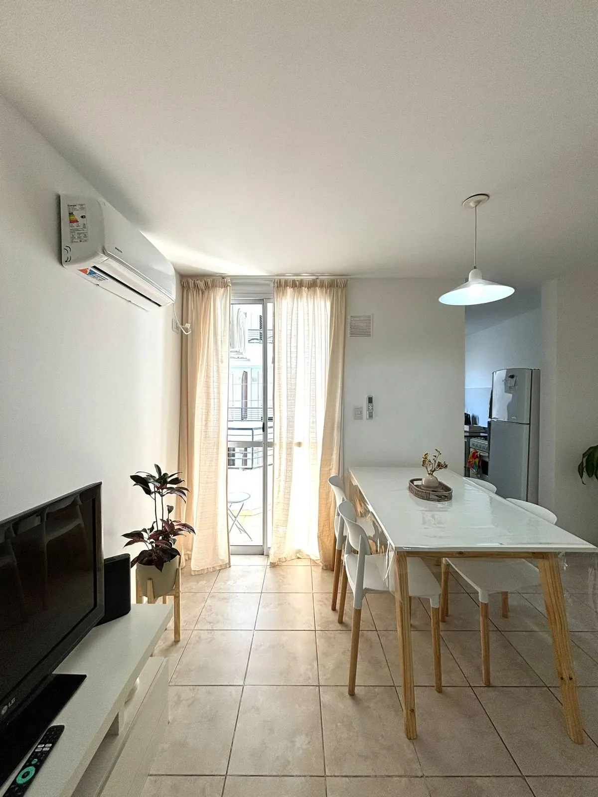 AMOBLADO. AV PUEYRREDON 1313. DPTO 2 DORM. BALCON.