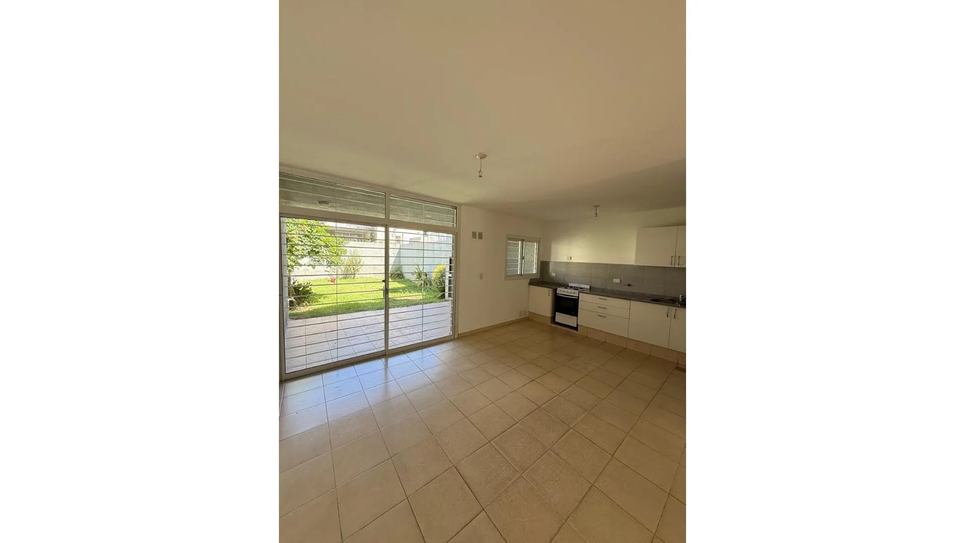 ALQUILO DUPLEX 3 DORM. EN  B° NUEVO URCA