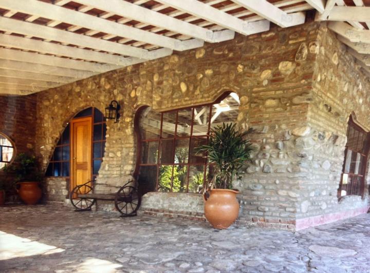 Casa · 370m² · 5 Ambientes · 2 Cocheras