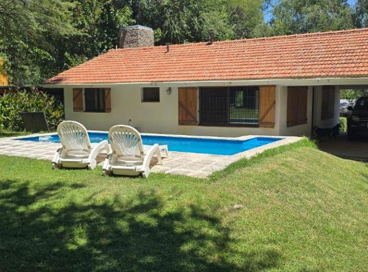Casa · 144m² · 3 Ambientes · 1 Cochera
