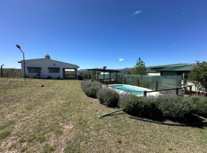 Casa · 68m² · 4 Ambientes · 2 Cocheras