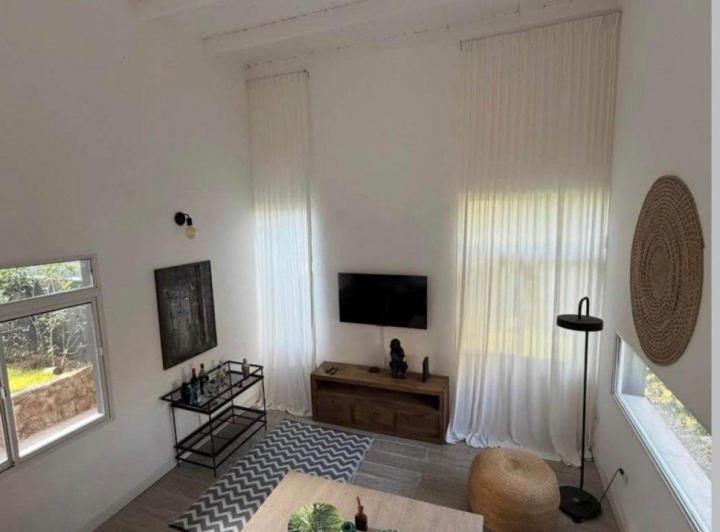 Casa · 227m² · 5 Ambientes · 2 Cocheras