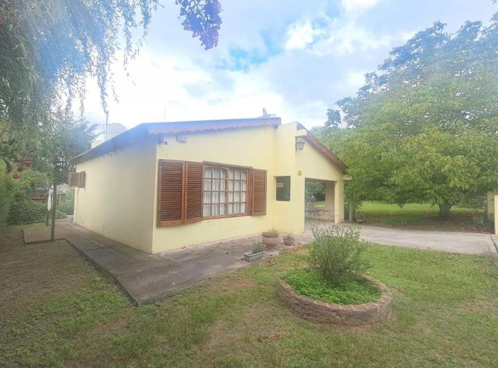 Casa · 98m² · 3 Ambientes · 1 Cochera