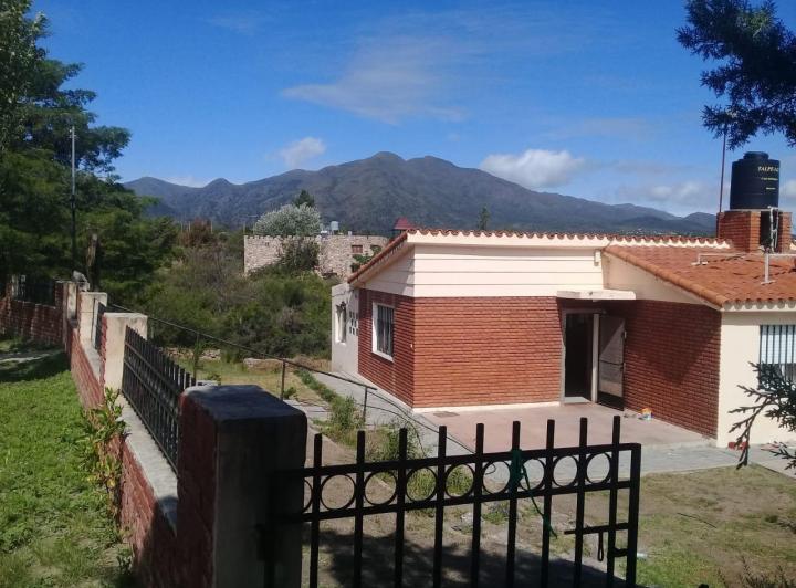 Casa · 93m² · 5 Ambientes