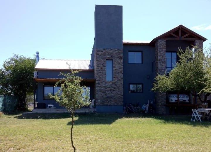 Casa · 160m² · 4 Ambientes · 2 Cocheras