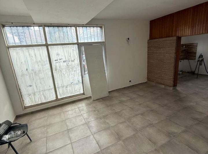 Casa · 310m² · 3 Dormitorios · 2 Cocheras