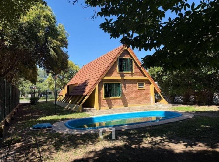 Casa · 100m² · 5 Ambientes · 1 Cochera