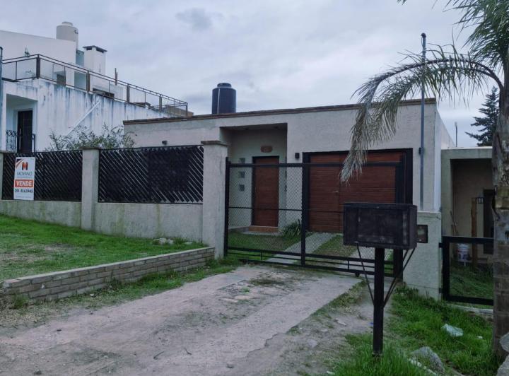 Casa · 85m² · 3 Ambientes · 1 Cochera