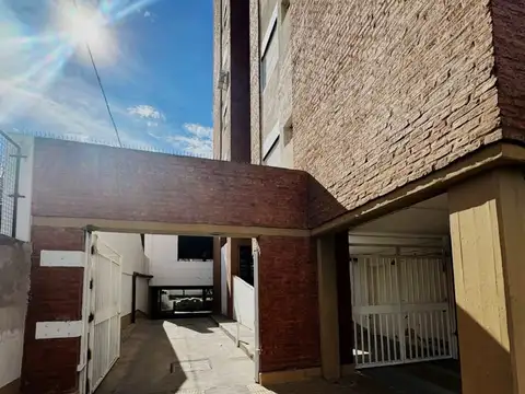 Cochera en Venta en General Roca, Río Negro