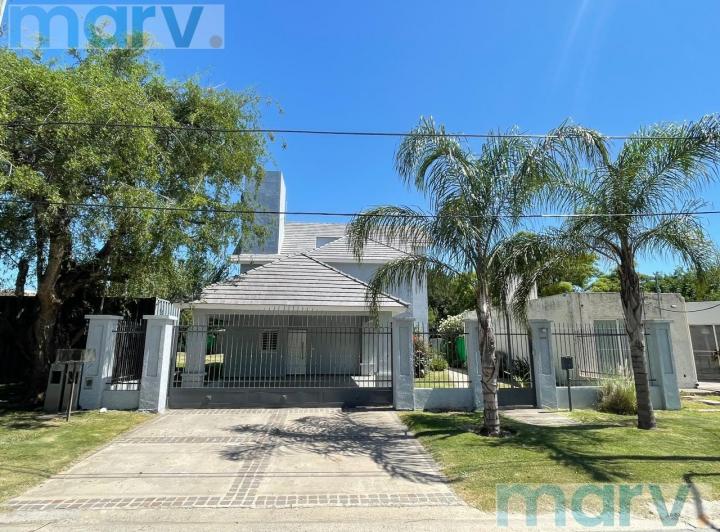 Casa · 535m² · 9 Ambientes · 2 Cocheras
