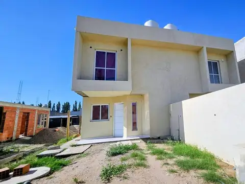 PH en Venta en Plottier, Confluencia
