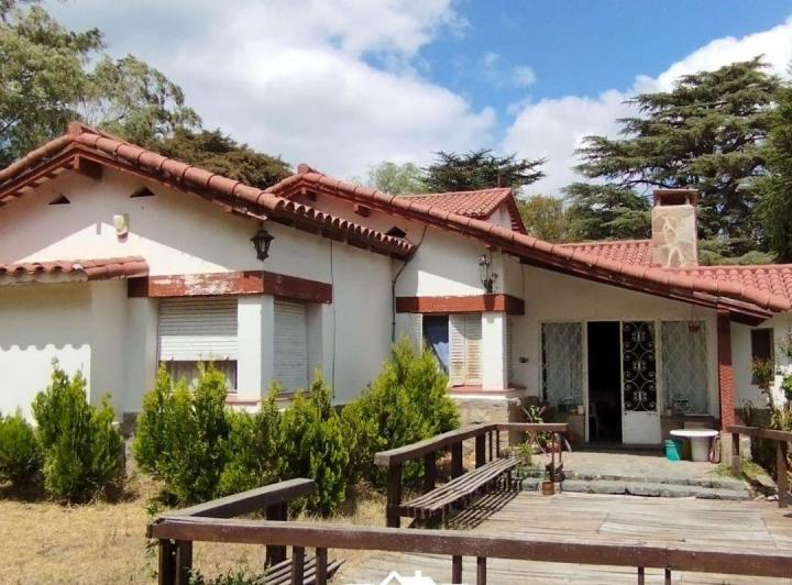 Casa · 288m² · 4 Dormitorios · 1 Cochera