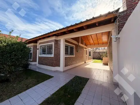 Casa en Venta en Plottier, Confluencia