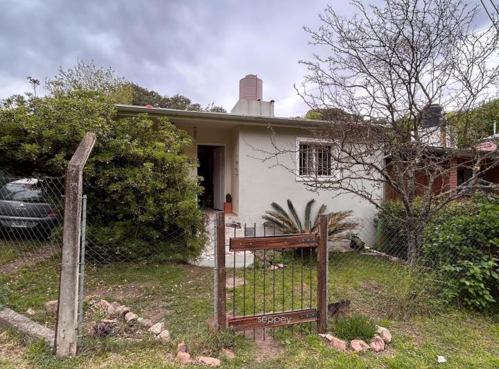Casa · 70m² · 2 Dormitorios · 1 Cochera