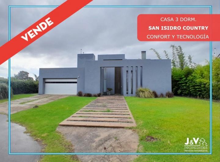 Casa · 420m² · 4 Ambientes · 2 Cocheras