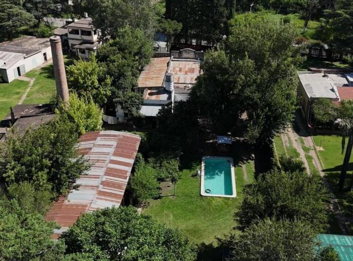 Casa · 280m² · 4 Ambientes