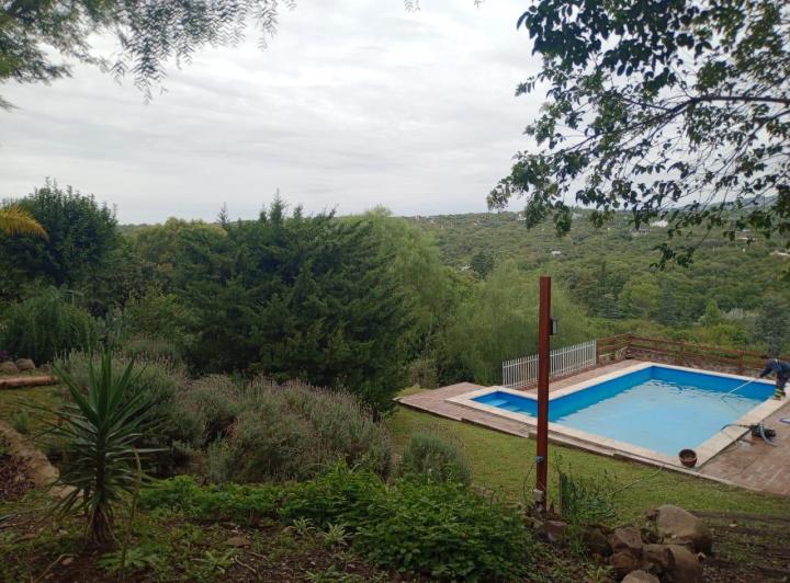 Casa · 103m² · 7 Ambientes · 1 Cochera