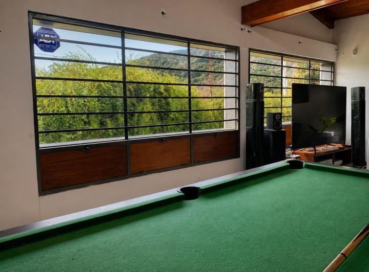 Casa · 104m² · 3 Dormitorios · 2 Cocheras