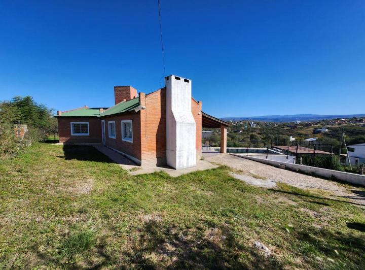 Casa · 113m² · 5 Ambientes · 1 Cochera