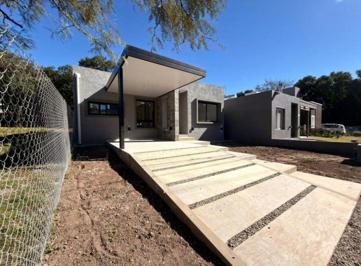 Casa · 108m² · 3 Ambientes · 1 Cochera