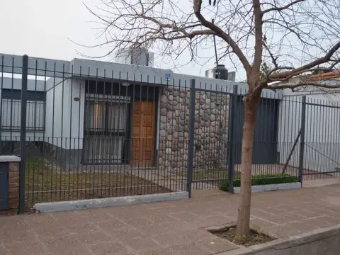 Casa en Alquiler en Godoy Cruz, Mendoza