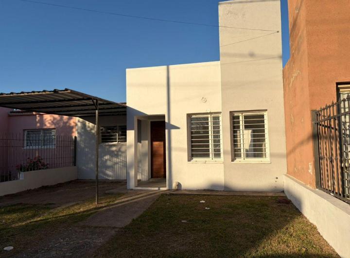 Casa · 45m² · 2 Ambientes · 1 Cochera