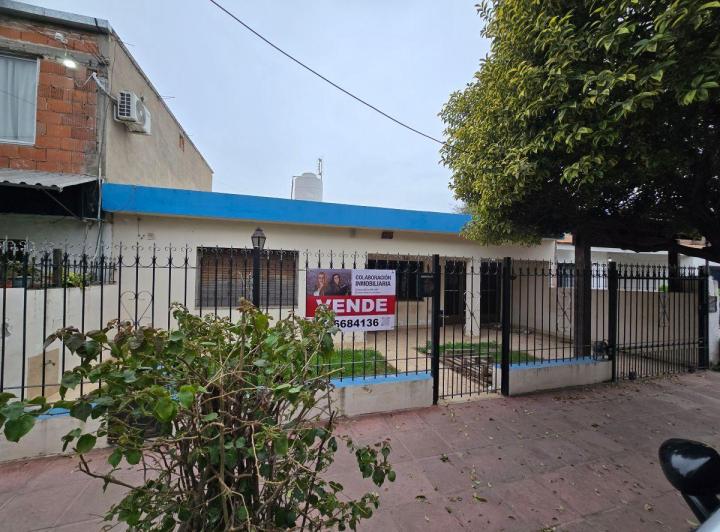 Casa · 162m² · 5 Ambientes · 2 Cocheras