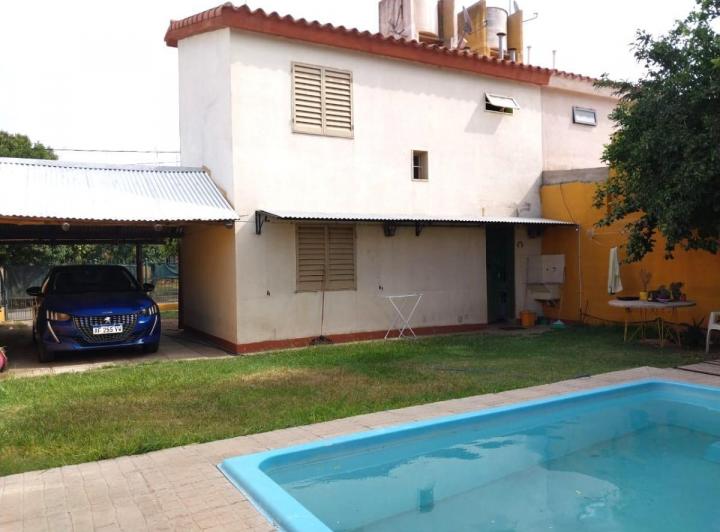 Casa · 90m² · 5 Ambientes · 2 Cocheras