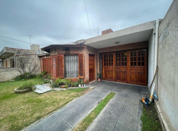 Casa · 124m² · 4 Ambientes · 1 Cochera