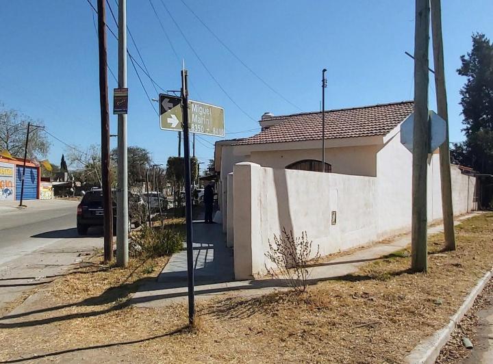 Casa · 120m² · 5 Ambientes · 2 Cocheras