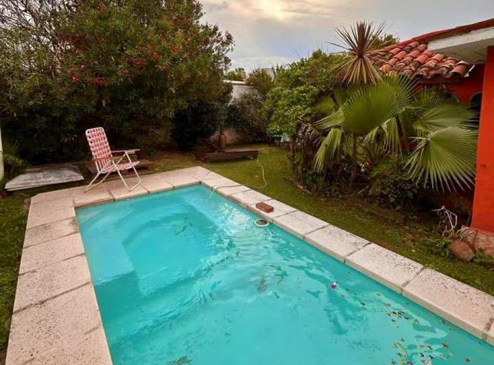Casa · 243m² · 3 Ambientes · 2 Cocheras
