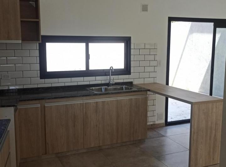 Casa · 107m² · 4 Ambientes · 1 Cochera