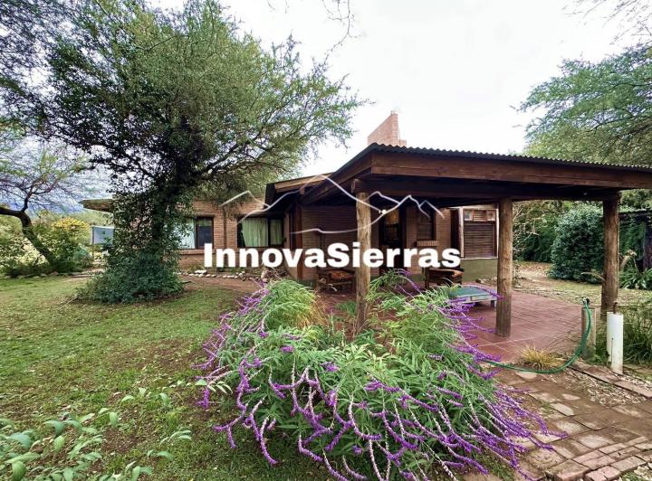 Casa · 194m² · 4 Ambientes · 3 Cocheras