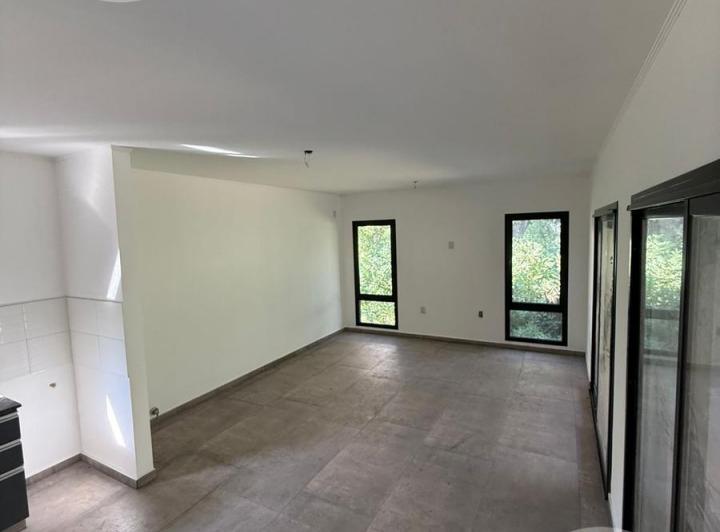 Casa · 100m² · 2 Dormitorios