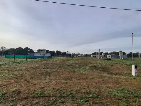 Terreno en Venta en Villa Esquiu, Capital