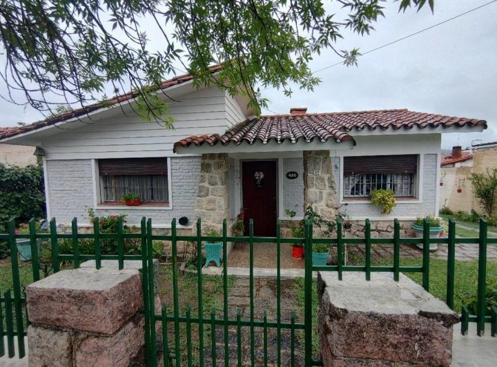 Casa · 115m² · 1 Ambiente · 2 Cocheras