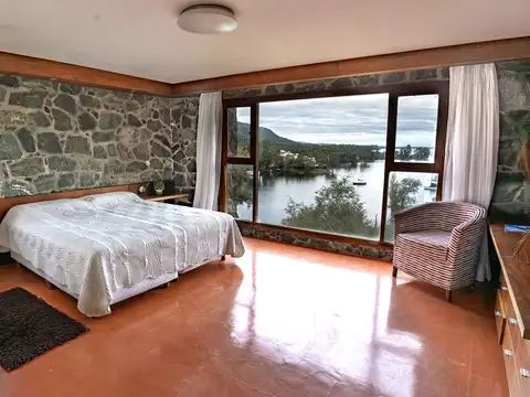 Hotel en Venta en Villa Ciudad de America, Santa María