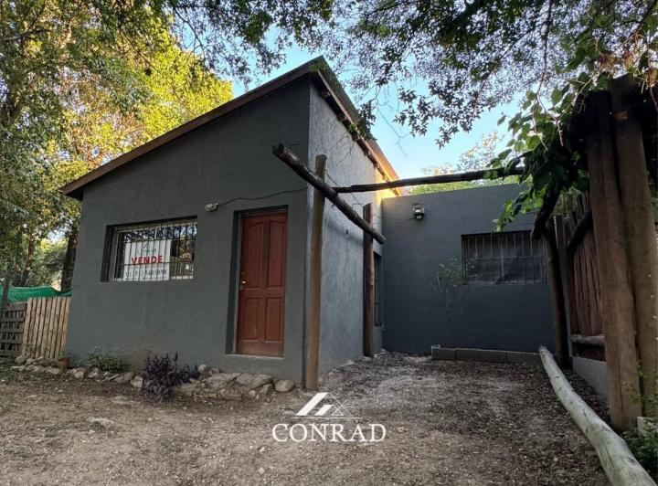 Casa · 80m² · 5 Ambientes · 1 Cochera