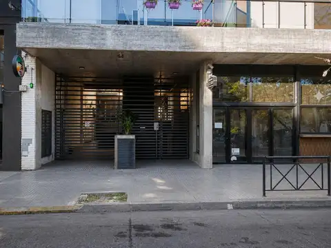 Cochera en Venta en Pichincha, Rosario