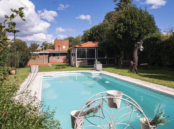 Casa · 98m² · 3 Ambientes · 1 Cochera