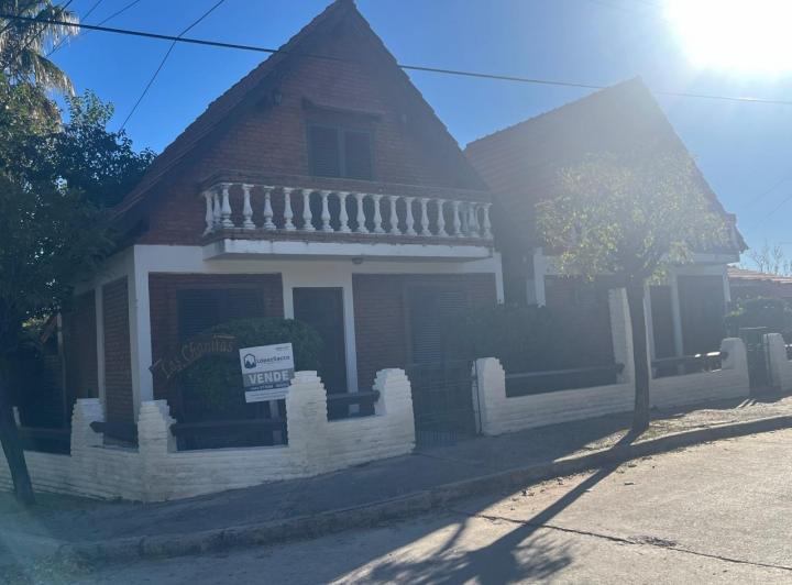 Casa · 74m² · 2 Cocheras