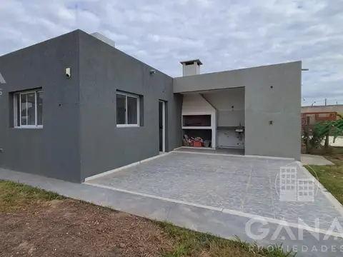 Casa en Venta en Roldan, San Lorenzo