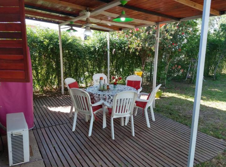 Casa · 550m² · 3 Ambientes · 2 Cocheras