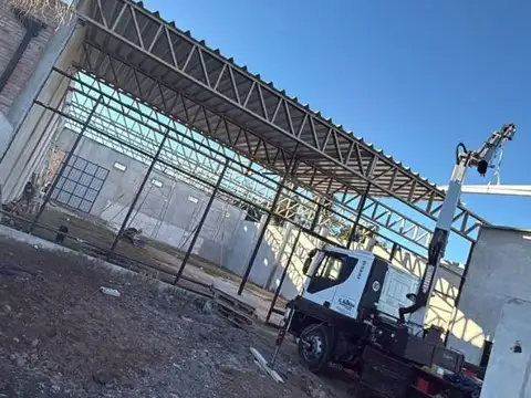 Galpón en Alquiler en Roldan, San Lorenzo