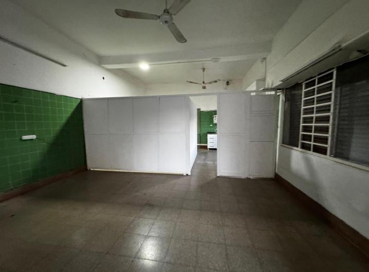 Casa · 213m² · 13 Ambientes · 1 Cochera