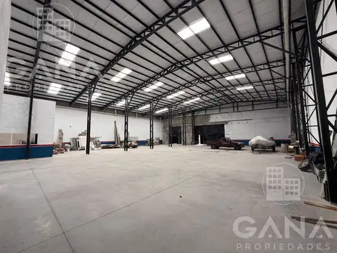 Galpón en Venta en Alberdi, Rosario