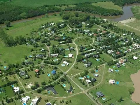 Terreno en Venta en Oliveros, Iriondo